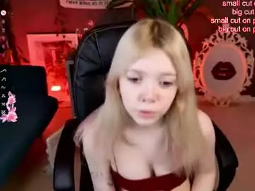 Chaturbate Free Live Porn of poison_flowers