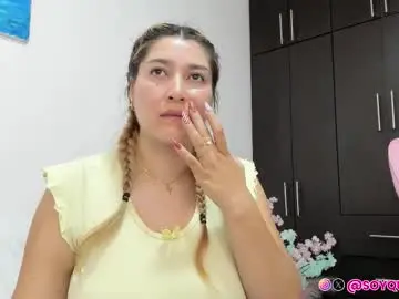 Chaturbate Watch Live Sex Cams of soyqeen