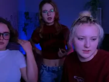 Chaturbate Live Porn of ylia_fress