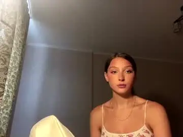 Chaturbate Watch Live Sex Cams of carenmilledge