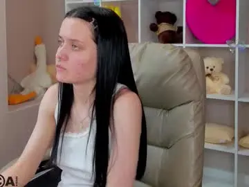 Chaturbate Adult Video Chat of kessi_millis