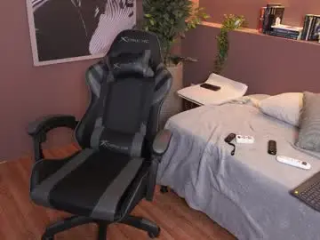 Chaturbate Live Porn of mekari_doll