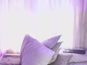Chaturbate Live Sex Cam of mekari_doll