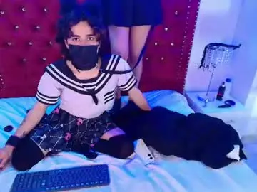 Chaturbate Adult Webcams of moonvelvetduo