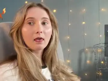 Chaturbate Sex Cam of yourcreamyister