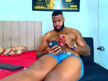 Chaturbate Live Sex of alejo_21cm