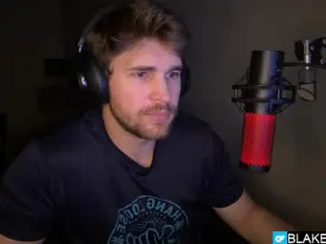 Chaturbate Sex Cam of blakemiles2