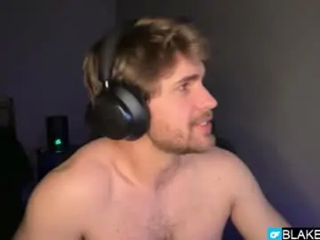 Chaturbate Free Porn Cam of blakemiles2