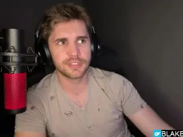 Chaturbate Live Sex of blakemiles2