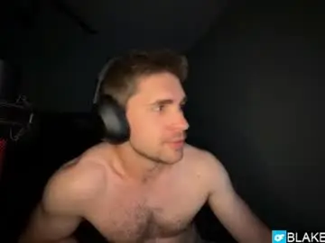Chaturbate Free Porn Cam of blakemiles2
