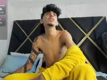 Chaturbate Adult Video Chat of skinny_boss