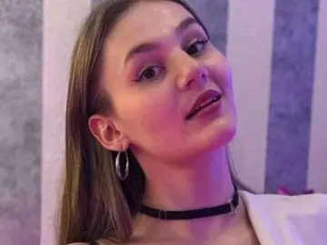 Cherry Best Webcam of diamondgoldie