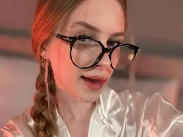 Cherry Watch Live Sex Cams of softbabe