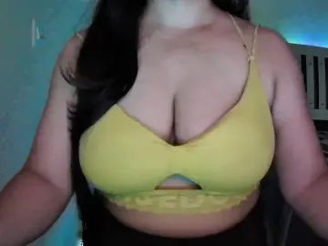 Dscgirls Adult Webcam of Lifting_Zina