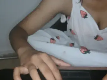 Dscgirls Adult Video Chat of Tina_babe