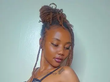 Imlive Free Porn Cam of Zarabliss