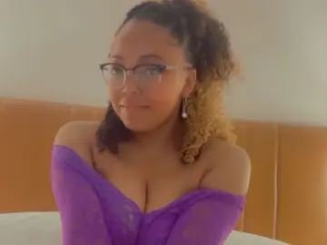 Imlive Free Porn Cam of GiveCaramelKiss