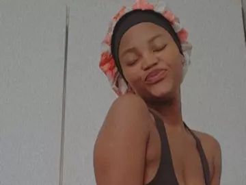 Imlive Free Porn Cam of PrettyNyash