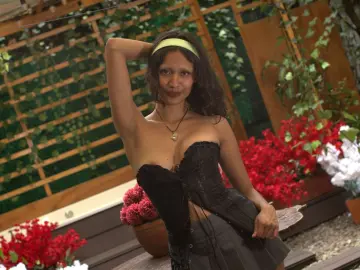 Imlive Live Sex Cam of Alice_Fire