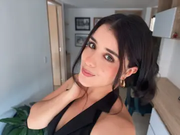 Imlive Best live sex cam show of VictoriaMegan