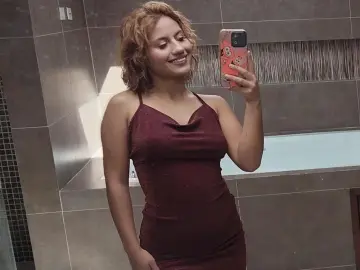 Imlive Free Porn Cam of chanellDesiireVs