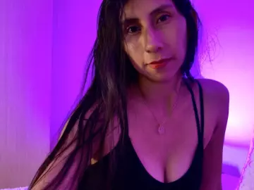 Imlive Free Porn Cam of MoonLipson871