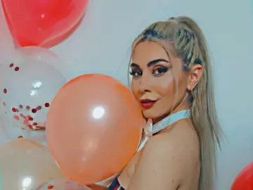 Imlive Adult Webcam of CelineMeyerr