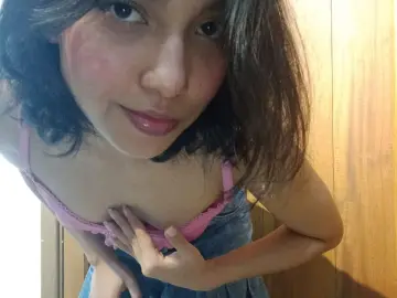 Imlive Private Sex Chat of Tiny_Rose