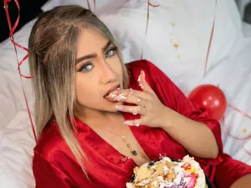 Imlive Watch Live Sex Cams of ViictoriaGrey_