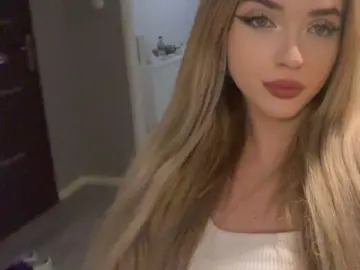 Imlive Adult Webcam of Sisi_Bunny
