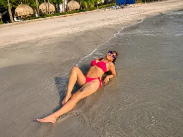 Imlive Live Sex Cam of Hana_Joud