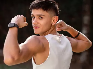 Imlive Free Live Porn of LoganDreamerr