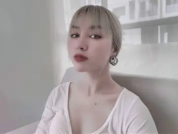 Imlive Sex Chat of EmilyaDell