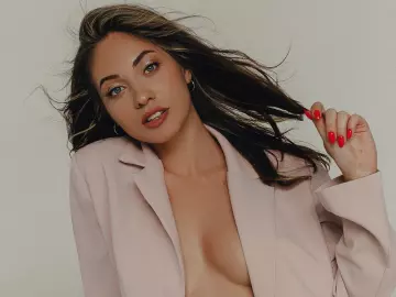 Imlive Watch Live Sex Cams of JulianaXXX