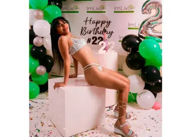 Imlive Nude Webcam of Lia_Gomez
