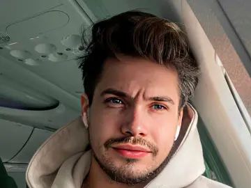 Imlive Live Porn of OscarGalaxy