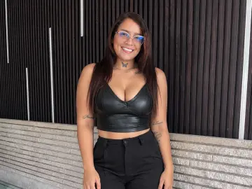 Imlive Watch Live Sex Cams of NohemiBlakeX