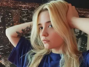 Livejasmin Watch Live Sex Cams of MonnieMoniz