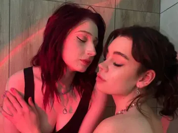 Livejasmin Watch Live Sex Cams of LeonilaAndDahlia