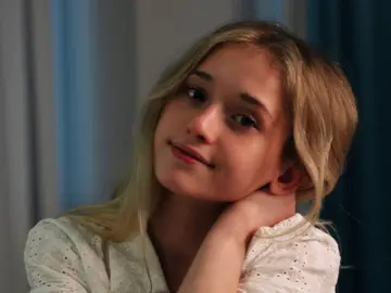 Livejasmin Free Porn Cam of DorisCounsell