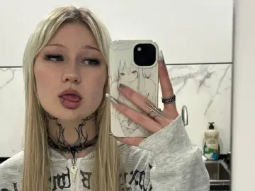 Livejasmin Private Sex Chat of EmyYummi