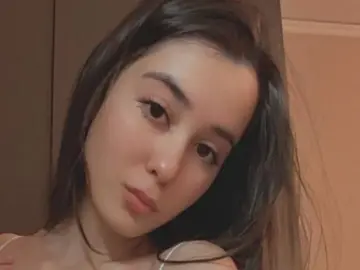 Livejasmin Nude Webcam of KenishaCornes