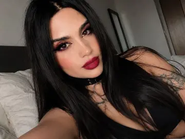 Livejasmin Nude Webcam of EmiliaVanRose