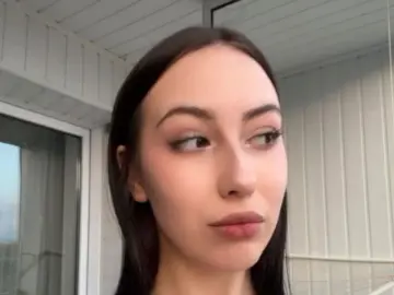 Livejasmin Free Porn Cam of EllyMcdaniel