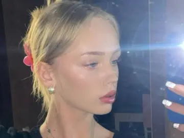 Livejasmin Sex Cam of FlorrieBarraza
