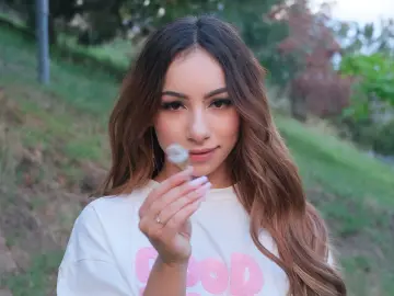 Livejasmin Live Sex Cam of AlizeeBlair