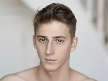 Livejasmin Live Porn of KrisHort