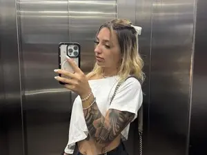 Myfreecams Live Sex Cam of MaddieM1