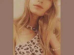 Myfreecams Adult Video Chat of Melinaa_sex