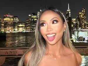 Myfreecams Free Porn Cam of UrBabyGirl